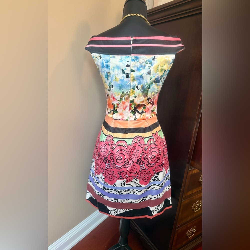 Rinascimento Off-Shoulder Sheath Dress - Picture 5 of 13